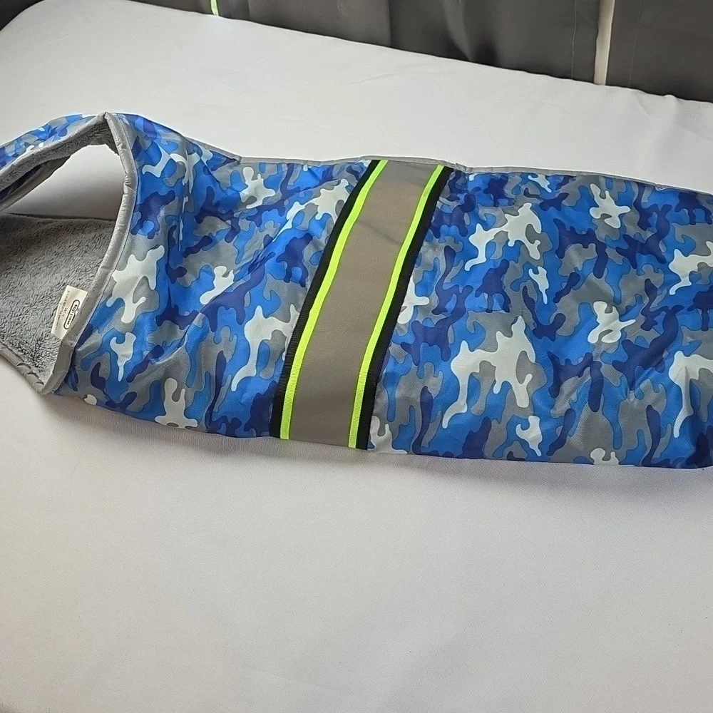Top Paw Blue and Gray Camouflage Large Dog Coat Reflective Furry Lined Hook&Loop